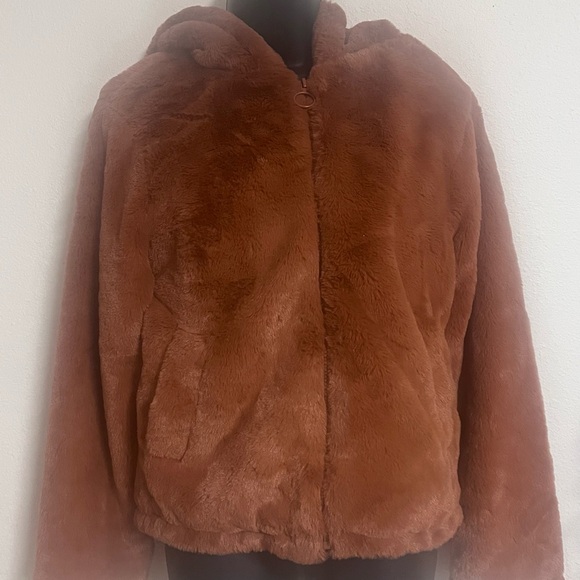 Jackets & Blazers - Cozy Brown Faux Fur Jacket